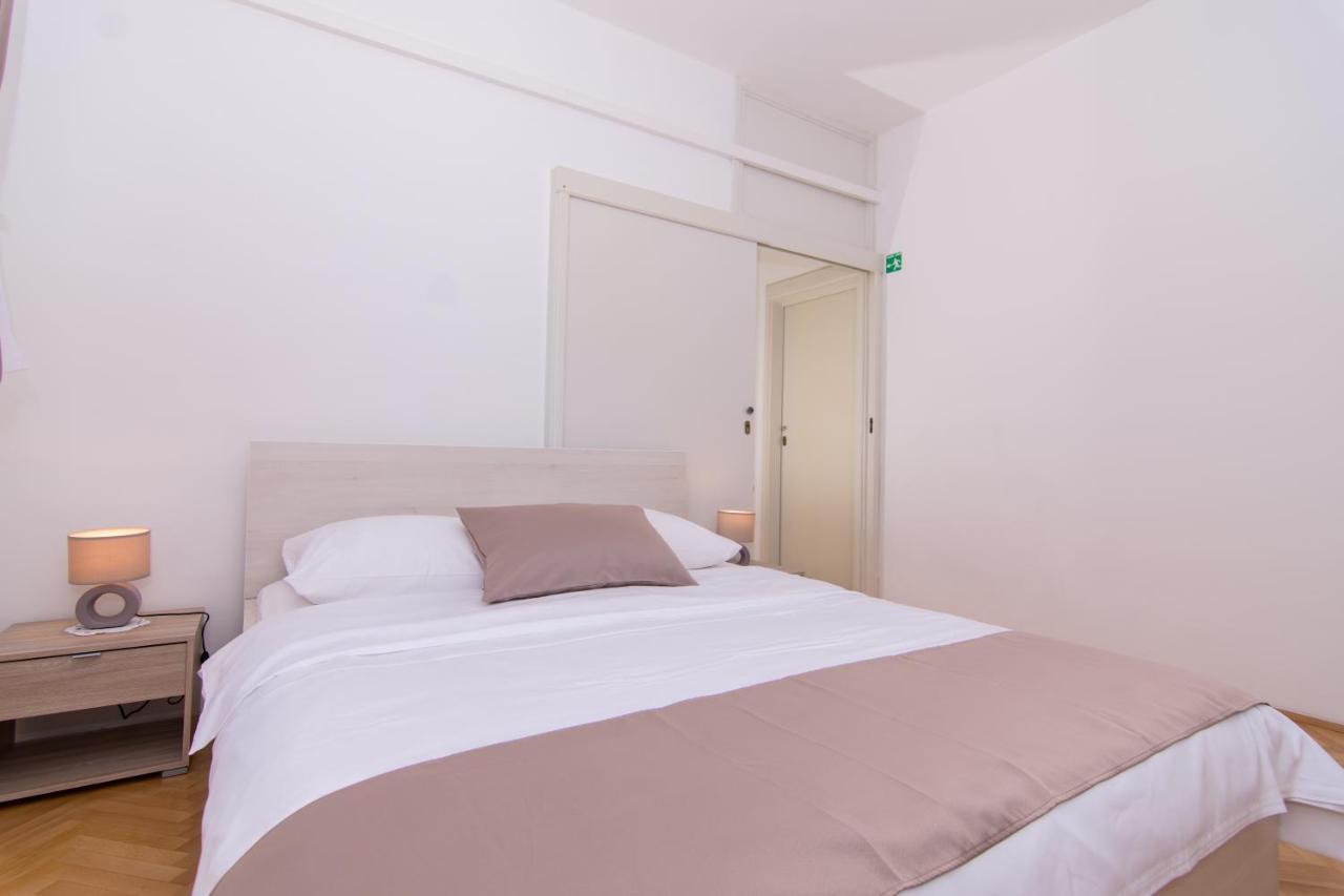 Apartmani Mlacic Donji Okrug  Exteriér fotografie