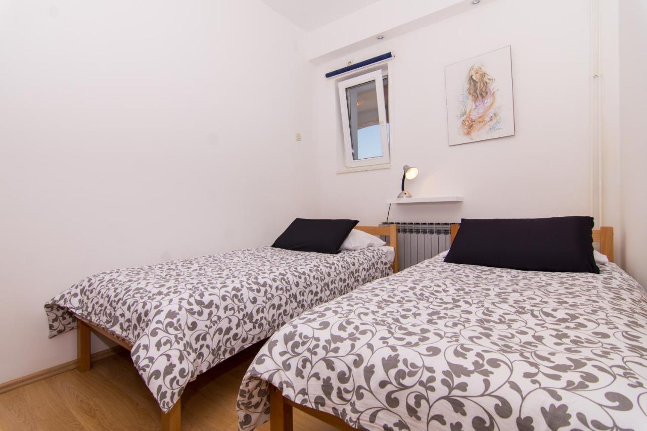 Apartmani Mlacic Donji Okrug  Exteriér fotografie